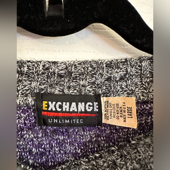 Vintage Grey and Purple Deco Knit Sweater - Picture 3 of 10